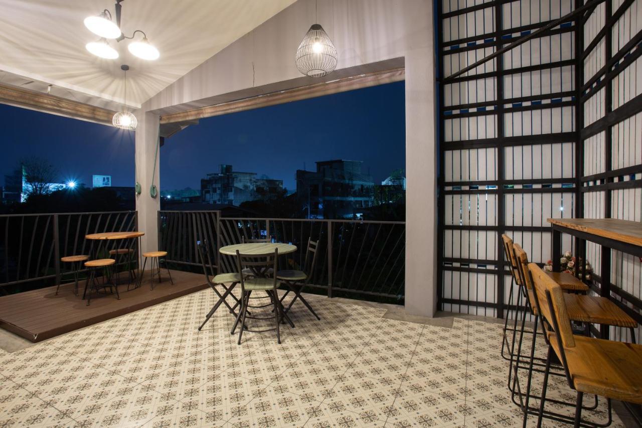Le Neuf Nakorn Lampang Hotel Exterior photo